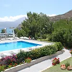 Hotel Lagada 2*