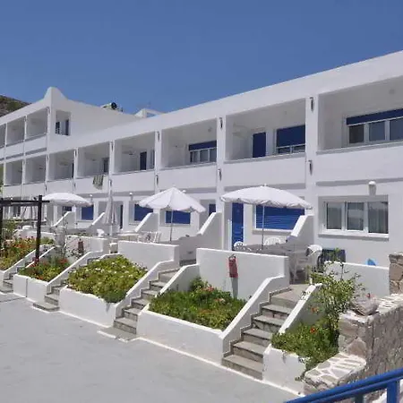 Lagada 2* Adamantas (Milos)