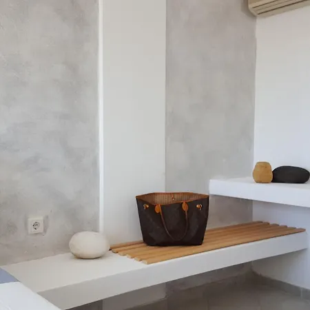 Hotel Lagada Adamantas (Milos)