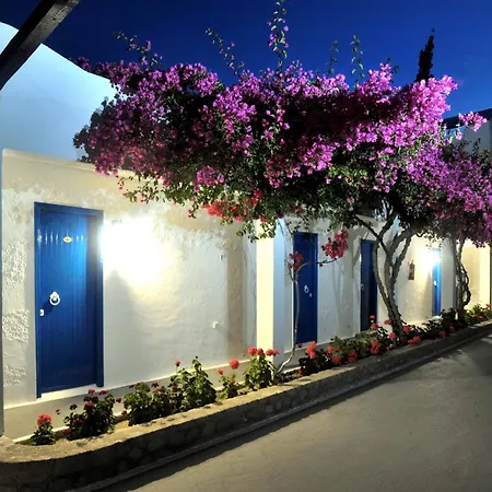 Lagada Adamantas (Milos)