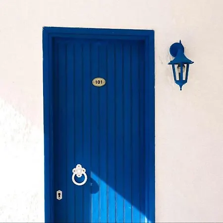 Hotel Lagada Adamantas (Milos)