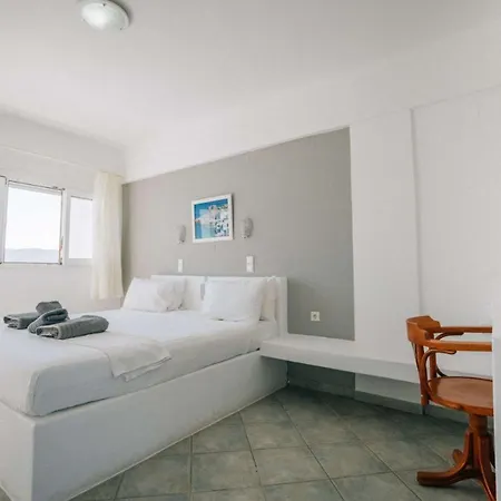 Lagada Hotel 2*