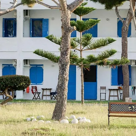 Lagada 2* Adamantas (Milos)