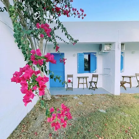 Lagada Hotel Adamantas (Milos)