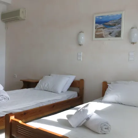 Hotel Lagada Adamantas (Milos)