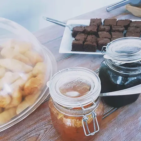 Lagada Hotel Adamantas (Milos)