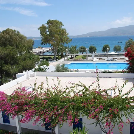 Hotel Lagada Adamantas (Milos)