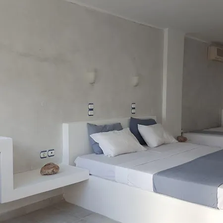 Hotel Lagada Adamantas (Milos)