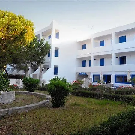 Lagada Adamantas (Milos)