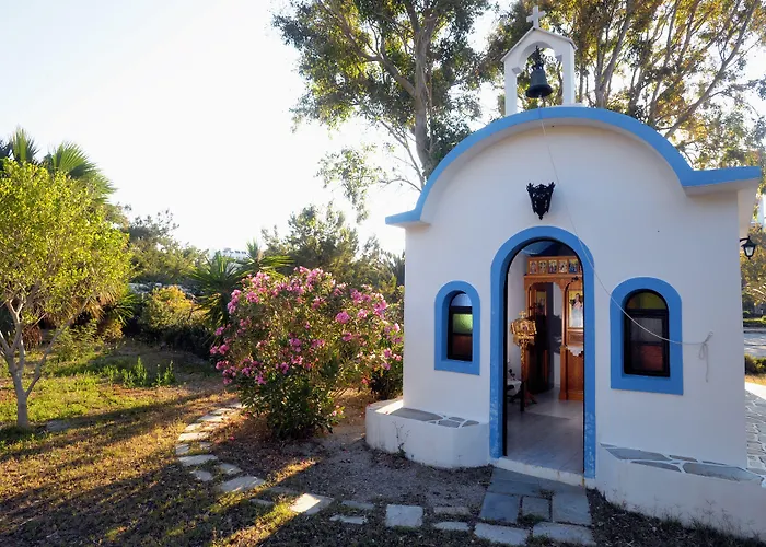 Lagada Adamantas (Milos)